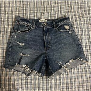 Abercrombie 4in Mom Shorts - size 8